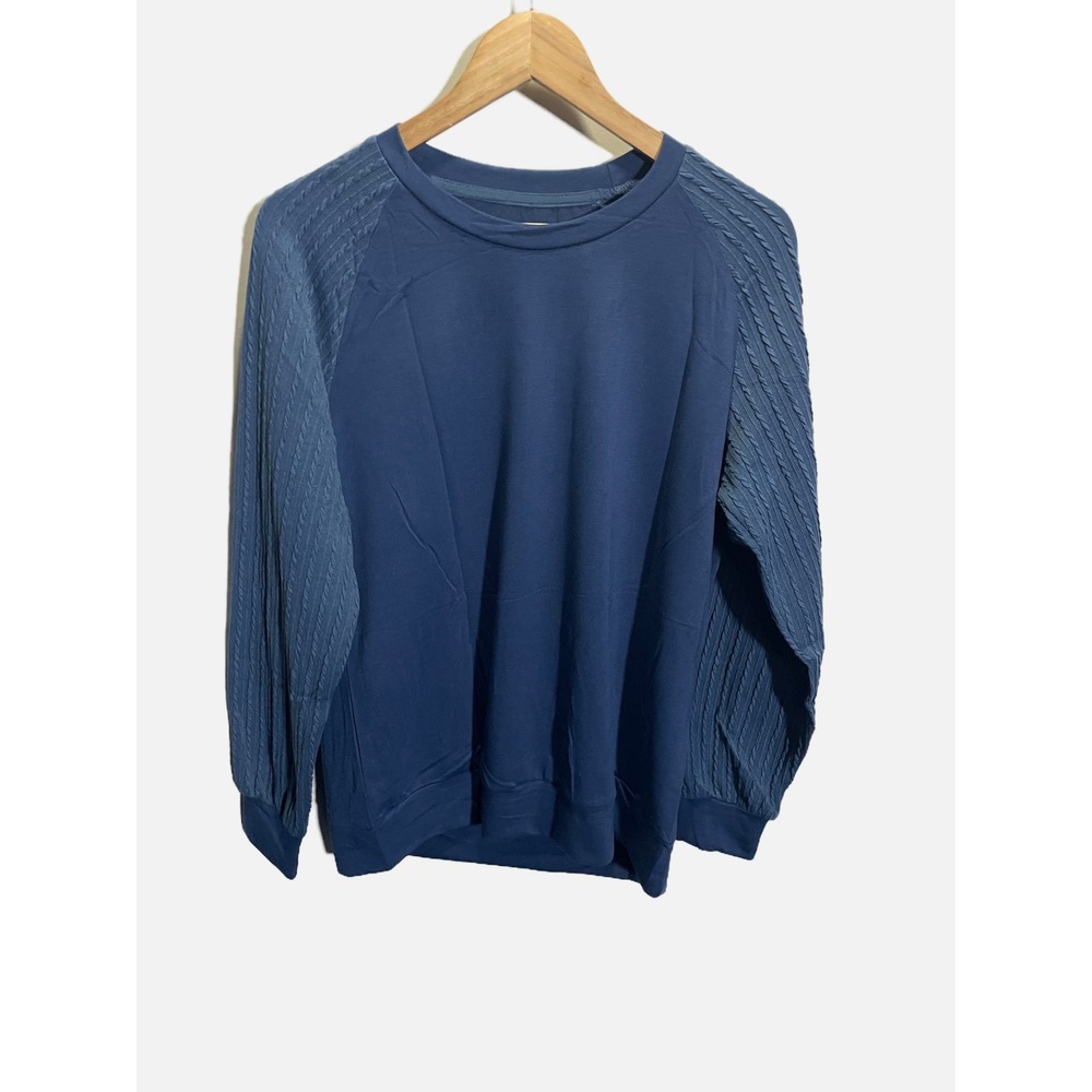 Womens Navy Blue Cable Knit Raglan Sleeve Crewneck Sweatshirt Size Medium - Picture 2 of 4
